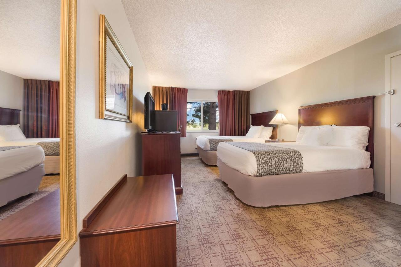 Surestay Hotel By Best Western Thomson מראה חיצוני תמונה
