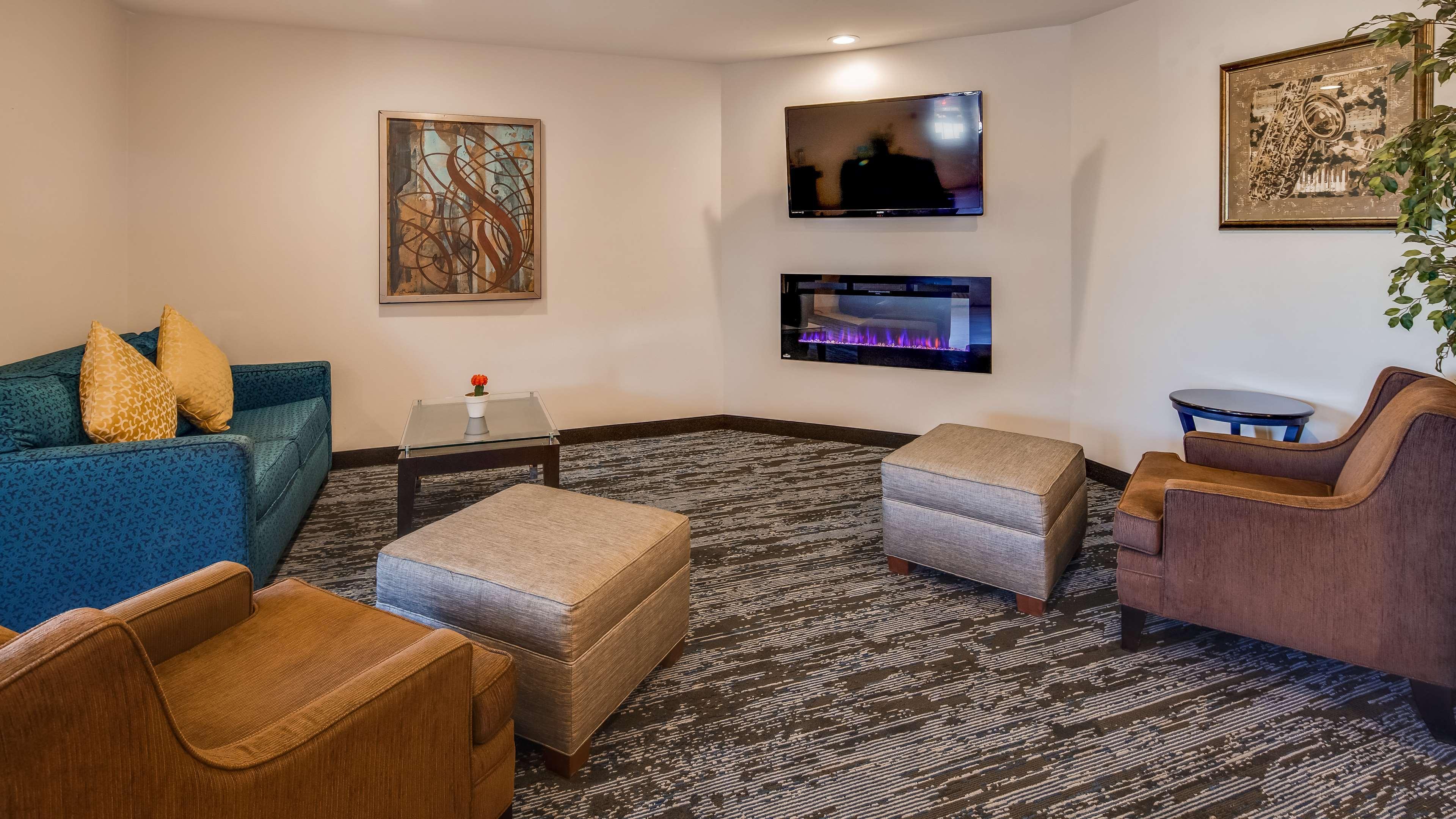 Surestay Hotel By Best Western Thomson מראה חיצוני תמונה